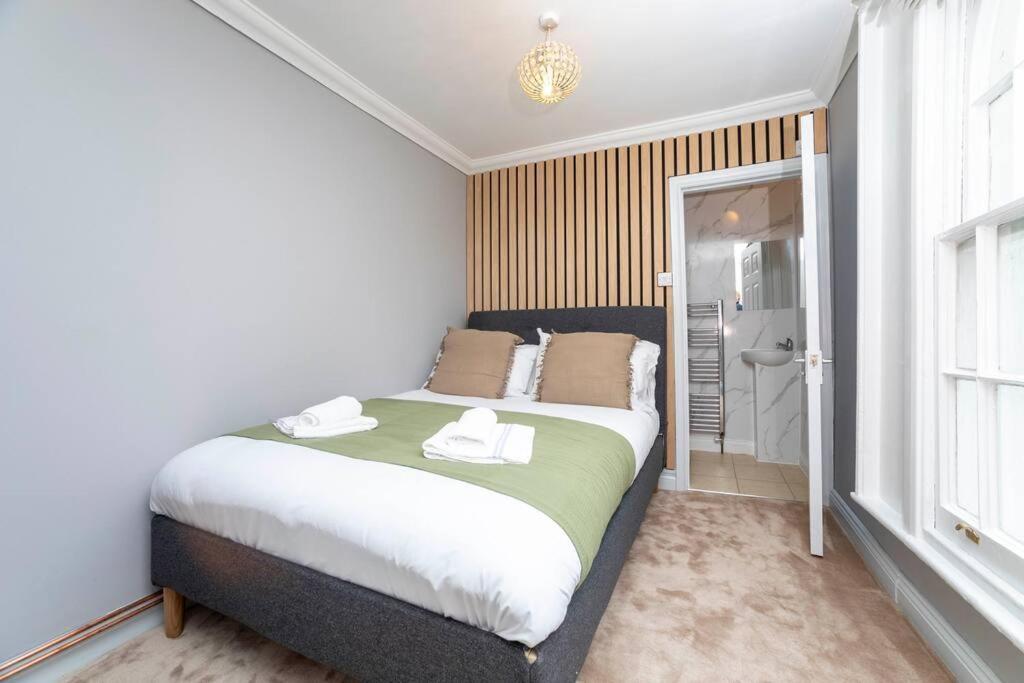 2 Bedroom Flat In Notting Hill * Лондон